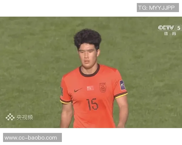 彭啸解围失误送角球U23伊拉克抓住机会反击战机再现